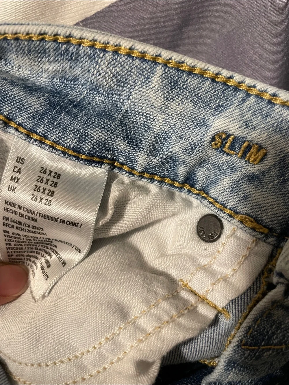 American Eagle Outfitters Slim Jeans in Light Blue Acid Wash